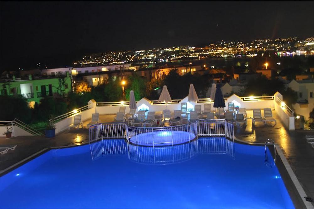 Tenda Hotel Bodrum Bagian luar foto