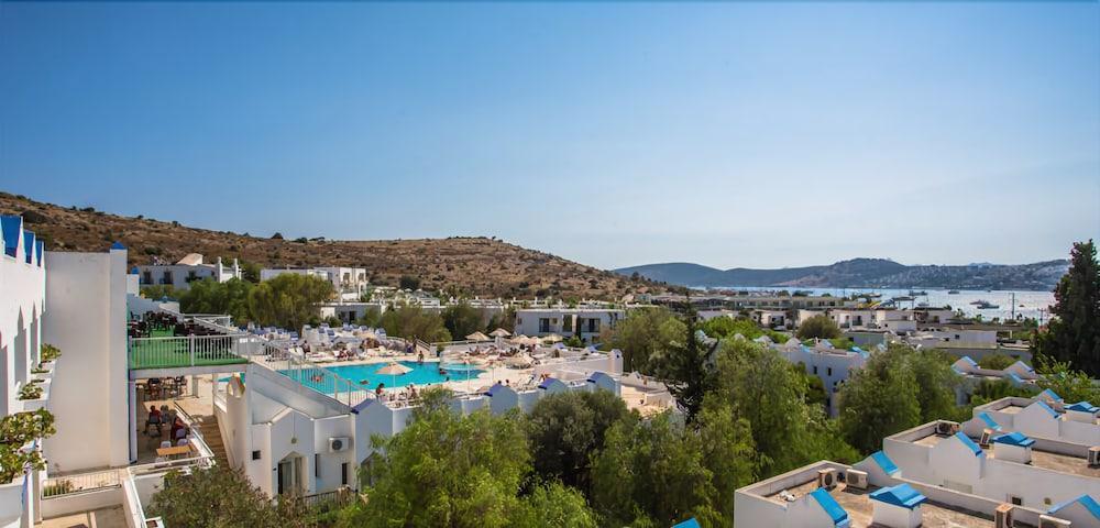 Tenda Hotel Bodrum Bagian luar foto